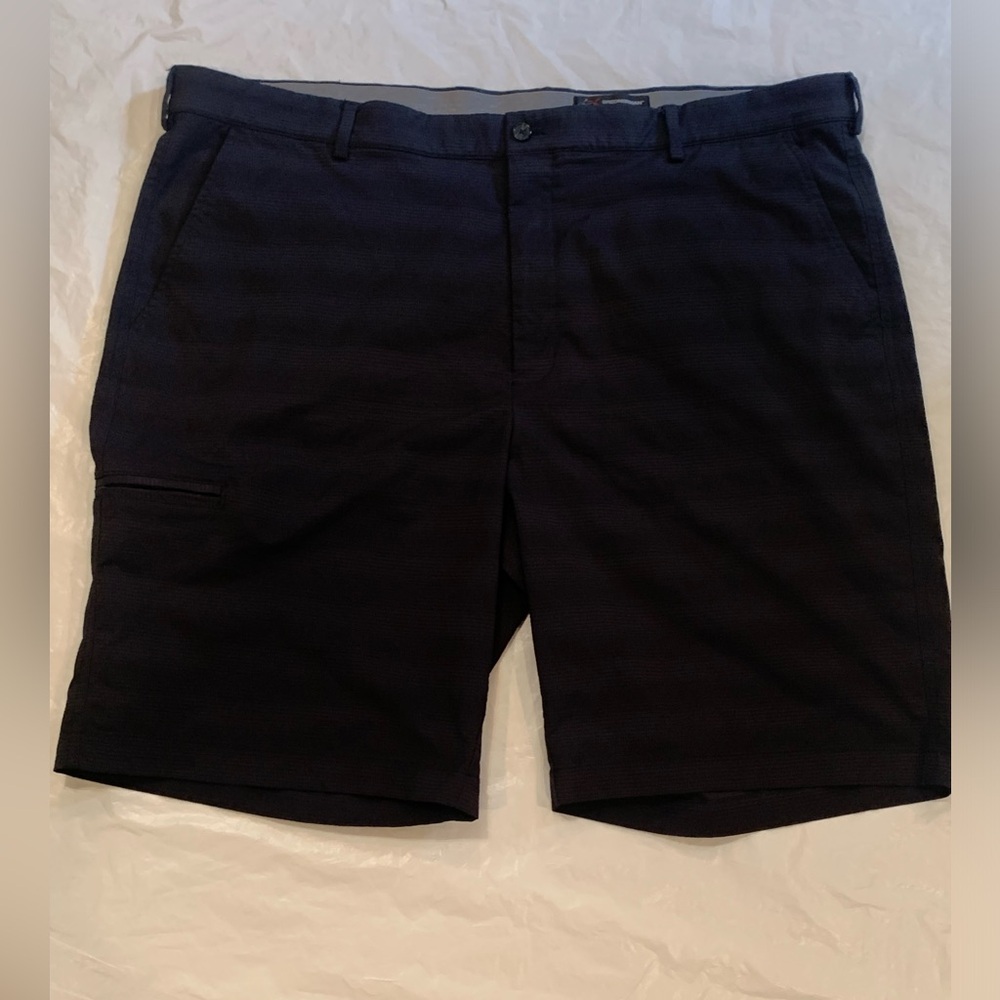 Greg Norman Men’s Black Shorts Size 42x10 Golfing, Fishing, Hiking